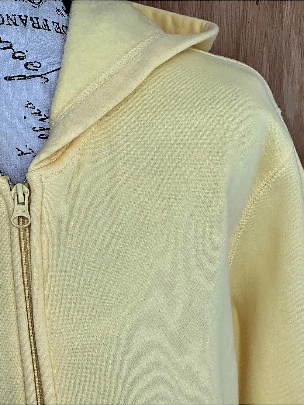 SB Active Zip Hoodie in Yellow Size XL Like New